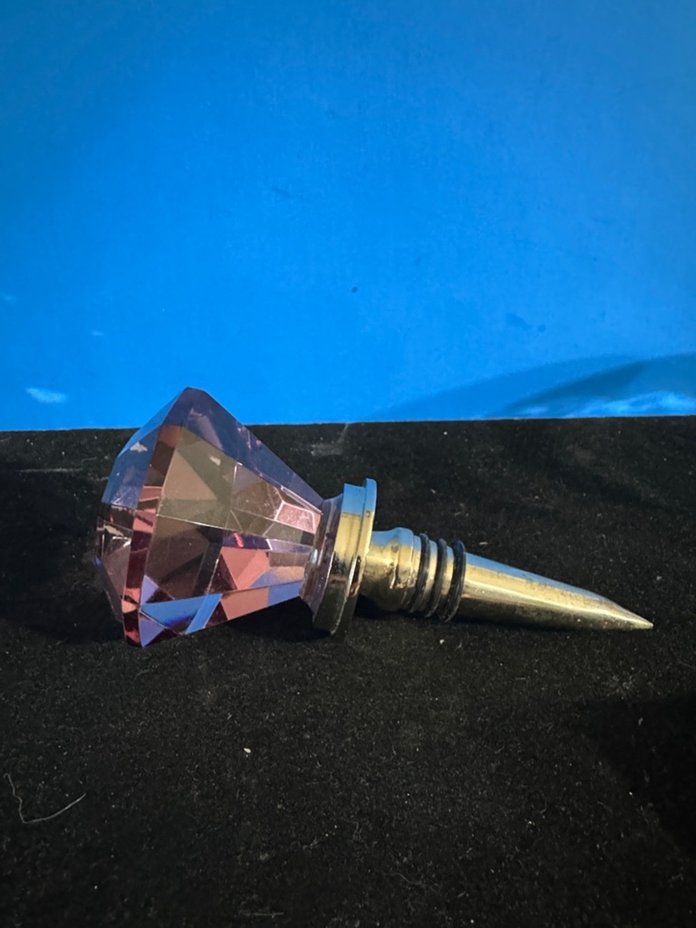PINK DIAMOND WINE STOPPER